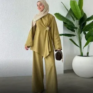 ملابس عصرية